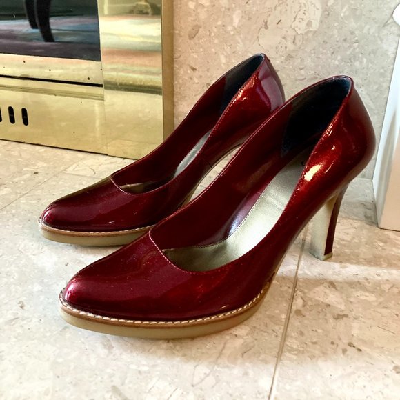 Saks Fifth Avenue Red Vinyl Metallic Glitter High Heels Size 8.5 - Picture 3 of 6